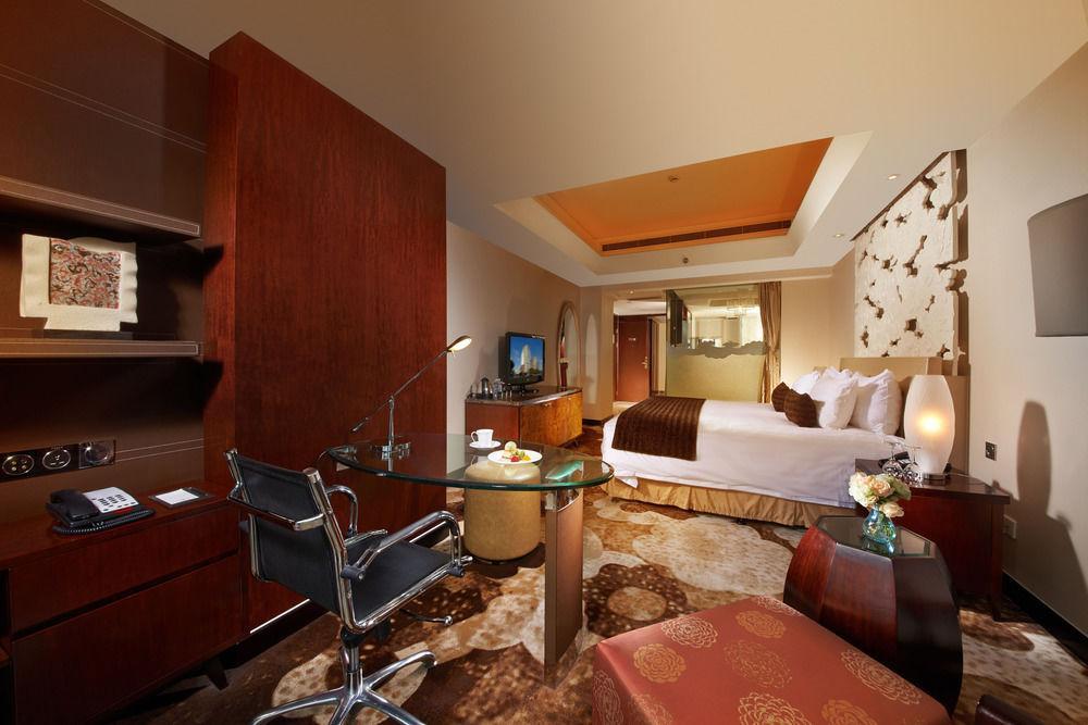New Century Grand Hotel Peking Exterior foto